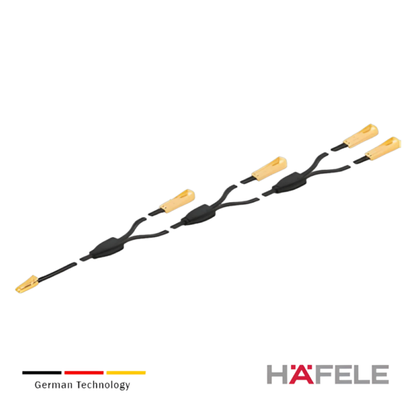 Cable de prolongacion con 4 contactos, Para max. 4 lamparas, 12V 3.5A 6.5mts - Negro