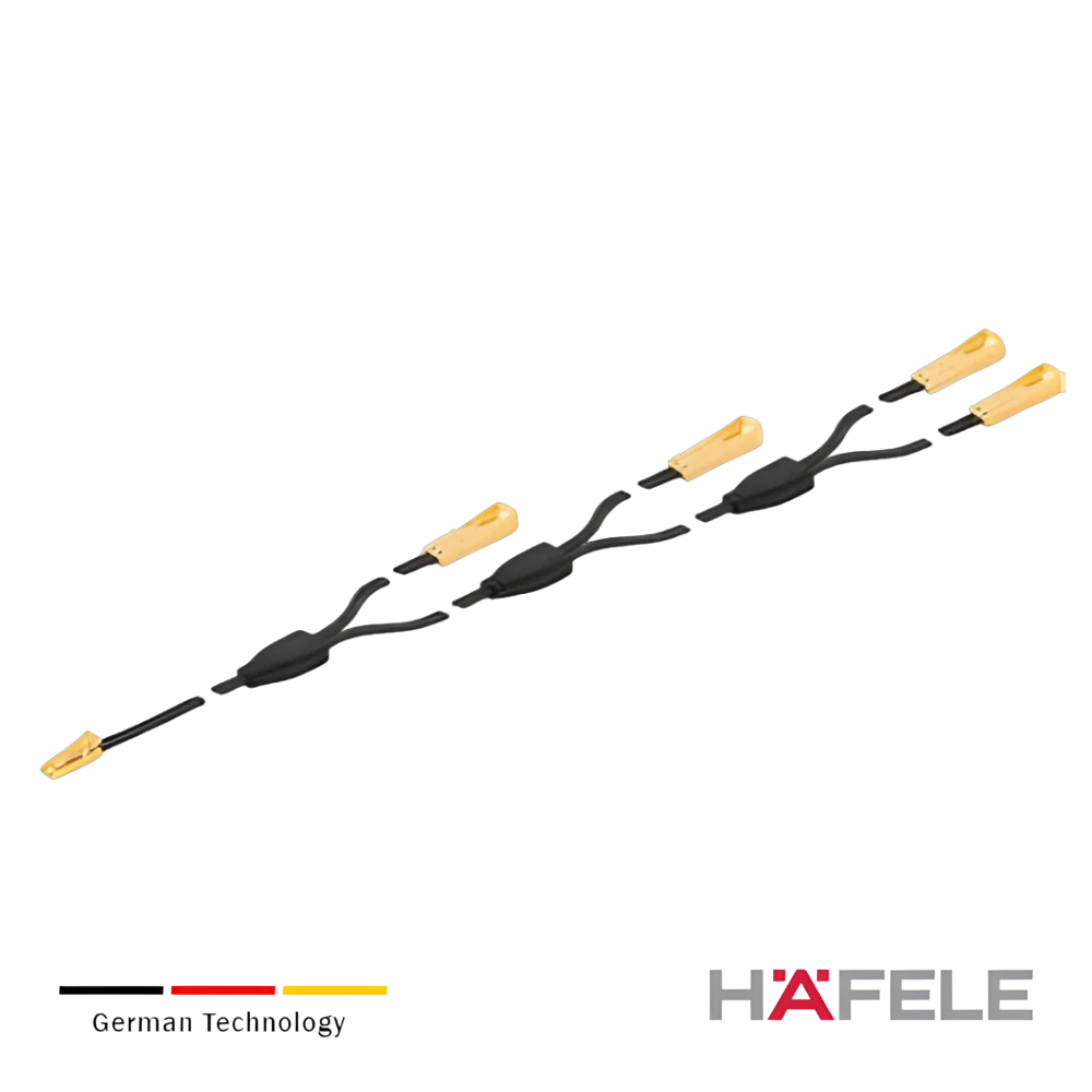 Cable de prolongacion con 4 contactos, Para max. 4 lamparas, 12V 3.5A 6.5mts – Negro Cable de prolongacion con 4 contactos Para max. 4 lamparas 12V 3.5A 6.5mts – Negro